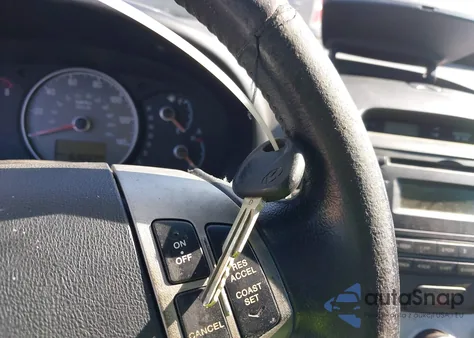 2008 Hyundai Elantra Gls/Se из США, поврежденный, VIN KMHDU46D18U359753